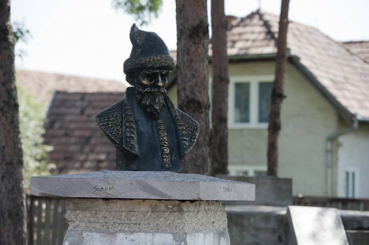 Újra van Cserei Mihály-szobra Csíkrákosnak