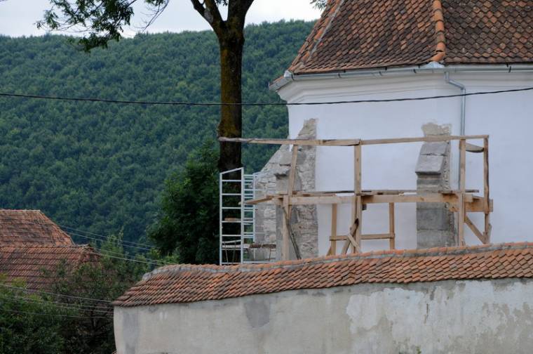 Hamarosan befejeződik a csíkmenasági templom felújítása