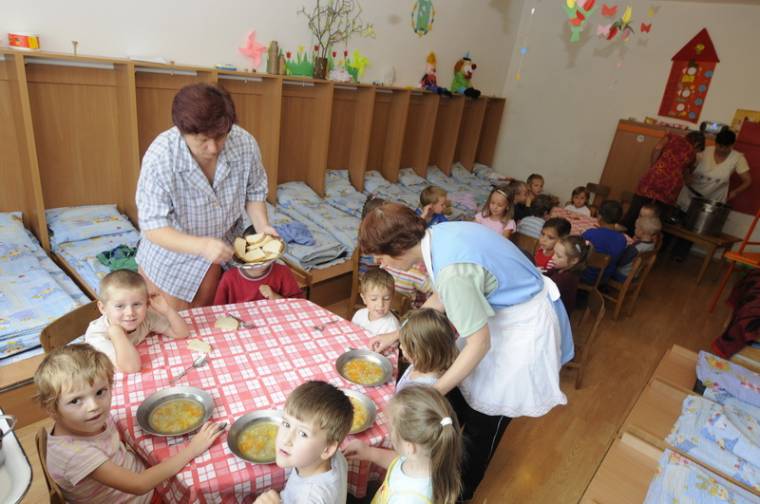 Magyarázatot és megoldást kérnek az óvodaigazgatók