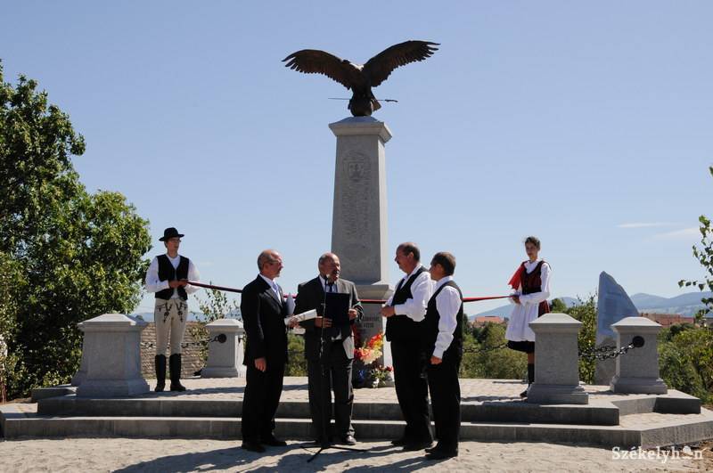 &bullet;  Fotó: Jancsó László