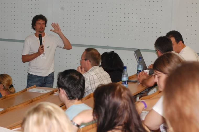 A civil kapcsolatokról PR szemmel