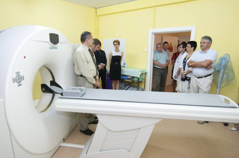 Korszerű CT-t avattak a megyei kórházban