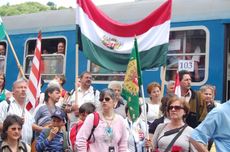 Jövőben is indul zarándokvonat Csíksomlyóra