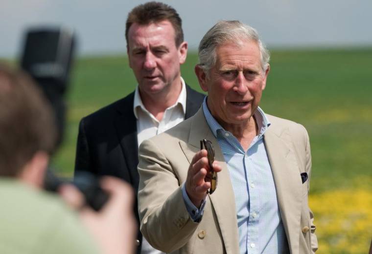 Ismét erdélyi látogatásra érkezett Károly herceg