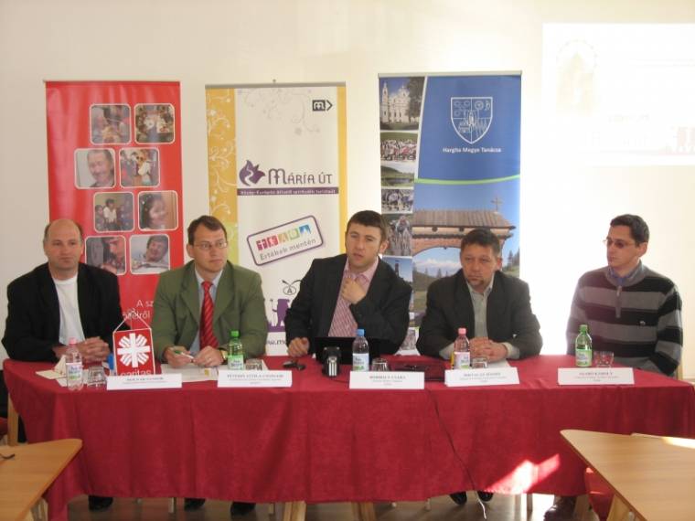 Összefogással épül a Mária-út