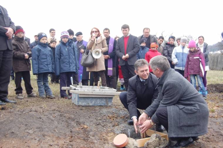 Ünnepélyes alapkőletétel Csíksomlyón