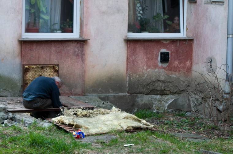 Fizetési határidő meleg vízzel a Gyermek sétányon