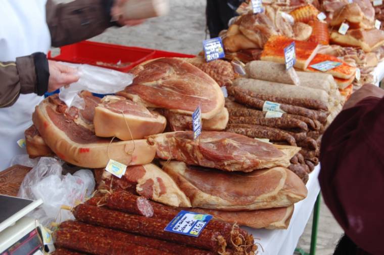 Már hatvan termelő jelentkezett be a főtéri vásárra