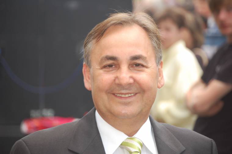 Erdély több városában is fellép a Fásy Mulató