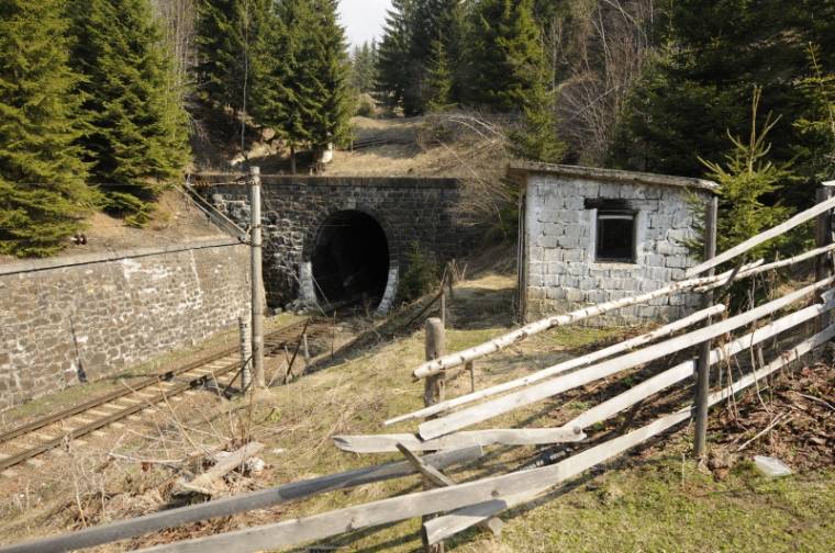 Felújítják a lóvészi alagutat