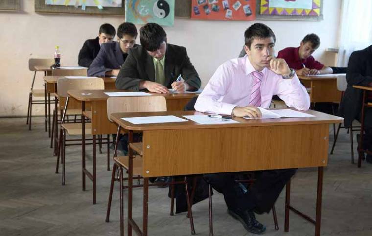 Jelentkezhetnek a megfigyelők az érettségire