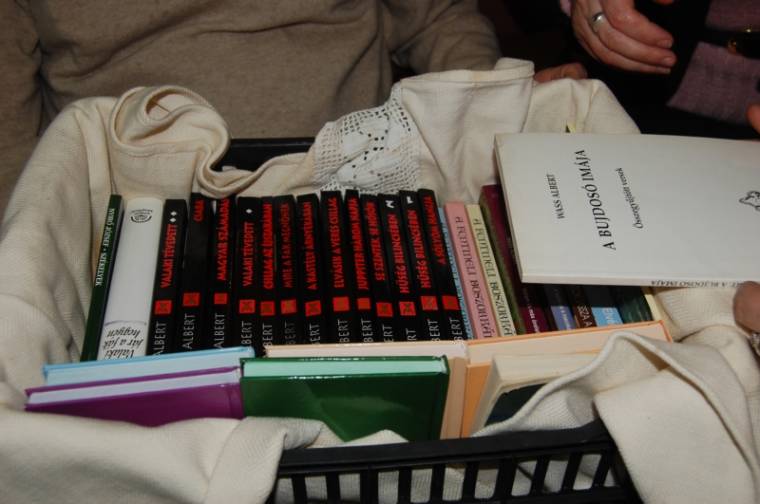 Ismét Kézdivásárhelyen a DIICOT: Wass Albert-könyveket foglaltak le