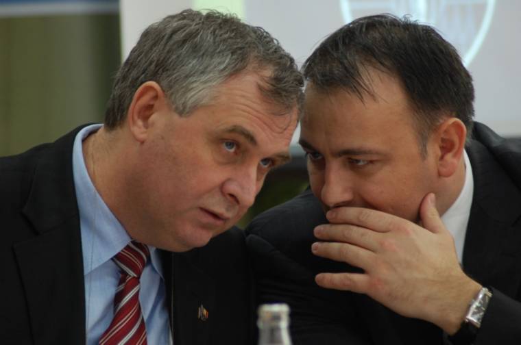 Aláírták az e-Kormányzás projekt finanszírozási szerződését