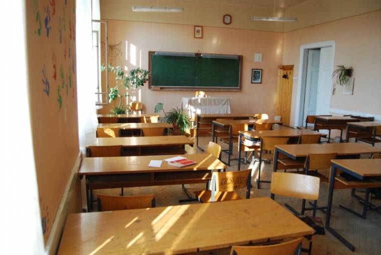 Általános sztrájkra is hajlandó a tanügyi szakszervezet