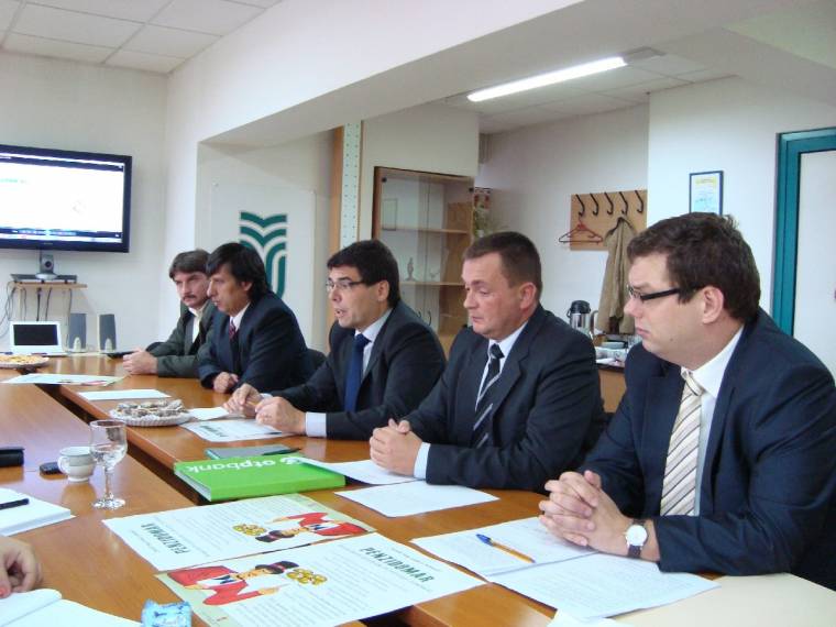 Pénzidomárokat keresnek