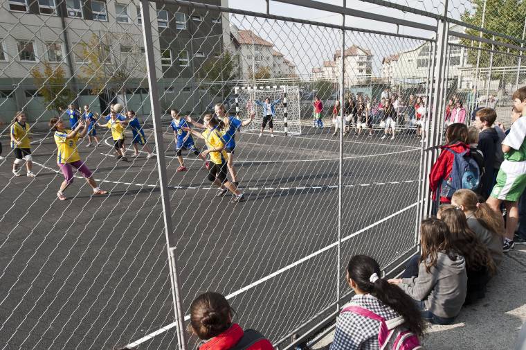 Játékkal avatták az új sportpályát