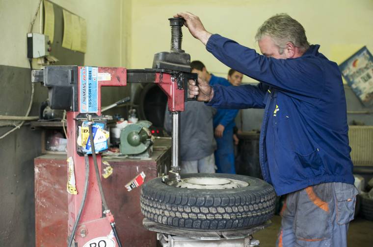 Időjárástól függő téligumi-használat