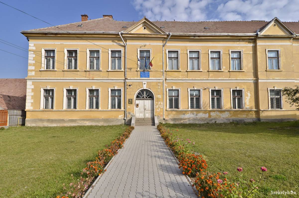 &bullet;  Fotó: Veres Nándor