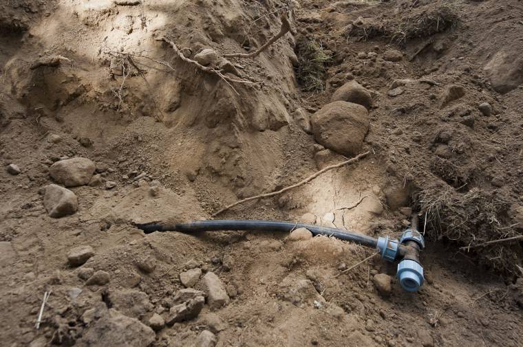 Büdösfürdő: vízhálózat közadakozásból