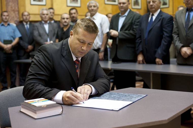 Hiába kérte Dan Tănasă a prefektus leváltását