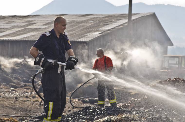 Felbecsülhetetlen tűzkárok Újtusnádon
