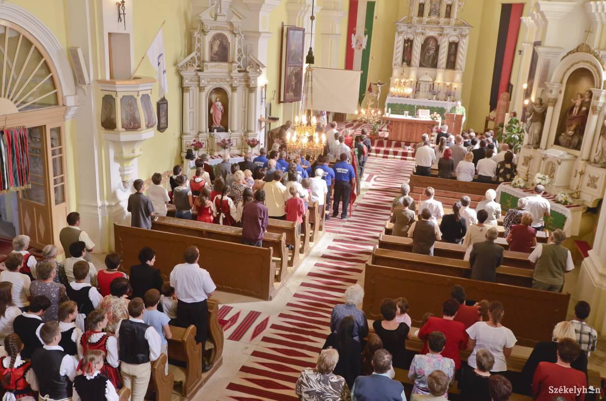 &bullet;  Fotó: Veres Nándor