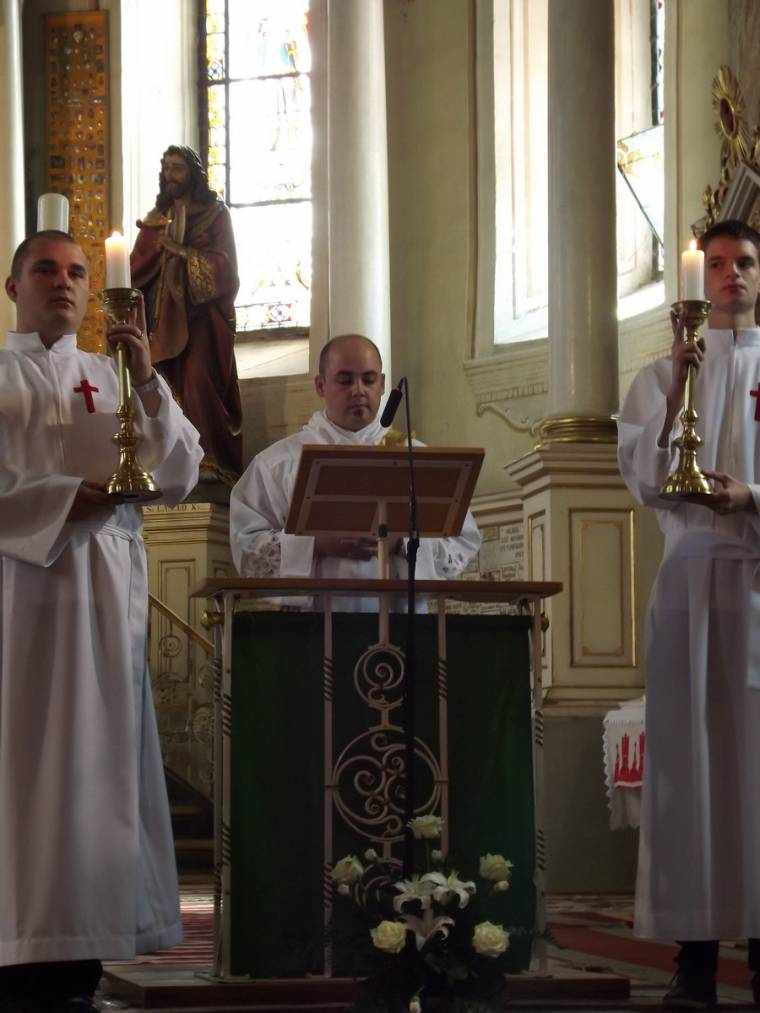 A szeretet teszi értékessé a papok munkáját