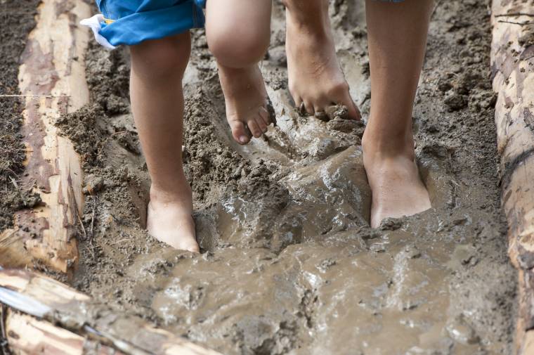 Mezítlábas park az egészséges lábakért