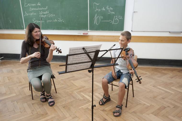 Kedvezményes régizenei kurzusok a művészetis diákoknak