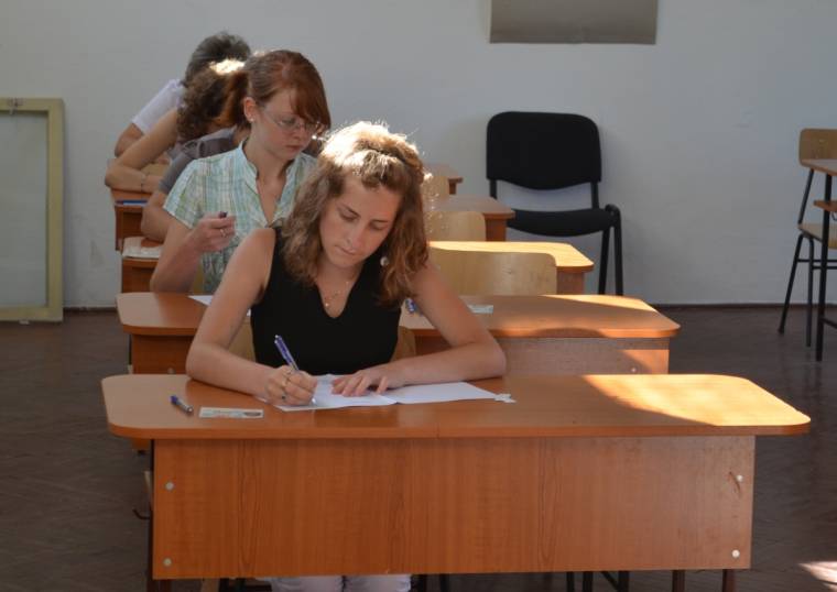 Zsúfolttá tette a próbaérettségi a félévet