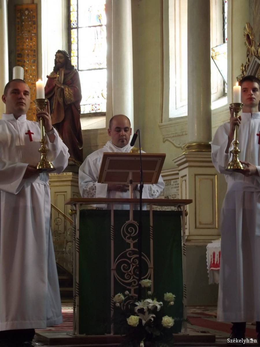 &bullet;  Fotó: Rédai Botond