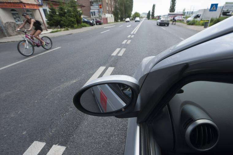 További rendellenességek a Brassói úton