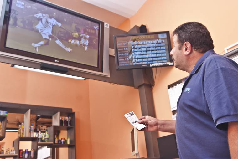 Tegyék meg tétjeiket!