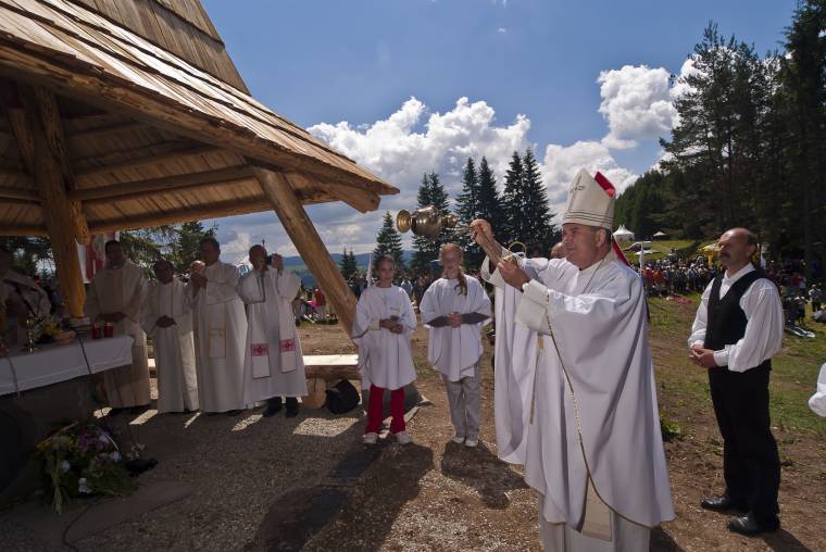 Szent László harangja hívta a szépvízieket