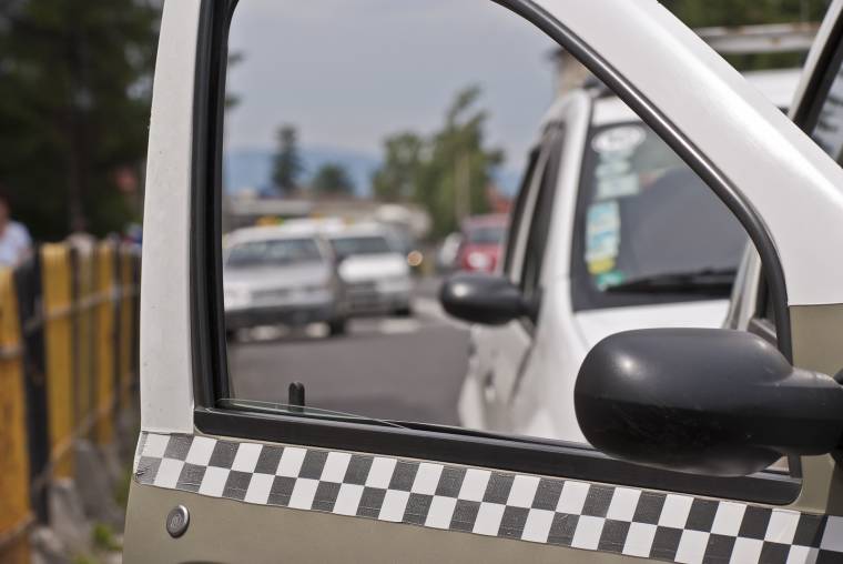 Rázós az élet a taxiban