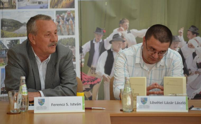 Megjelentek a Székely könyvtár első kötetei