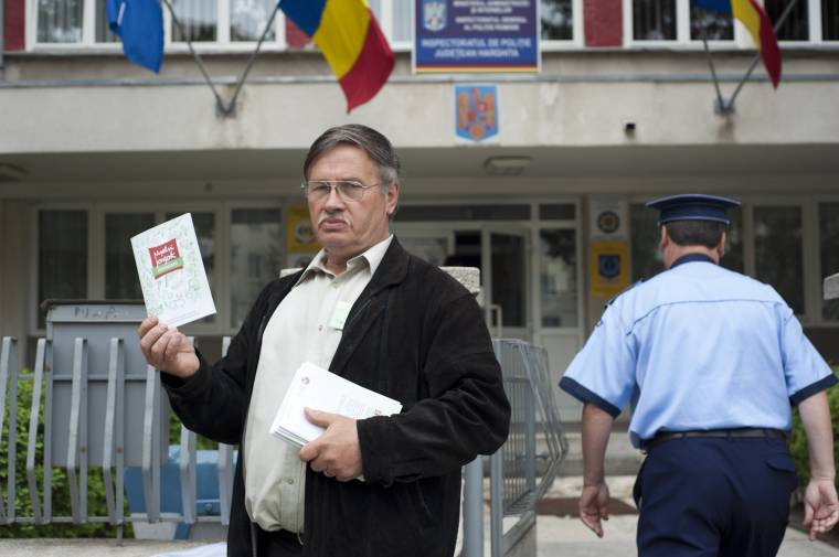 Intézményi kétnyelvűséget kér Veress Dávid