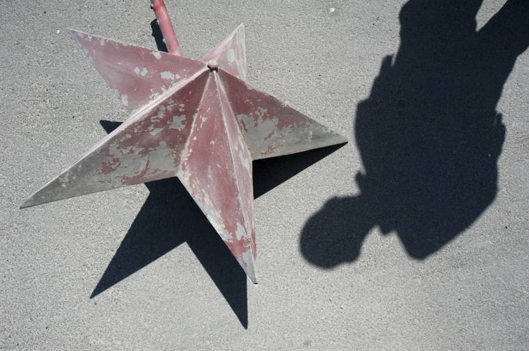 Katonák emlékművének története