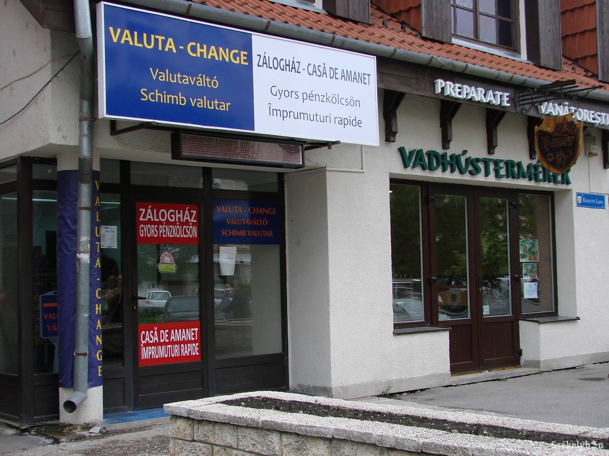 &bullet;  Fotó: Pinti Attila