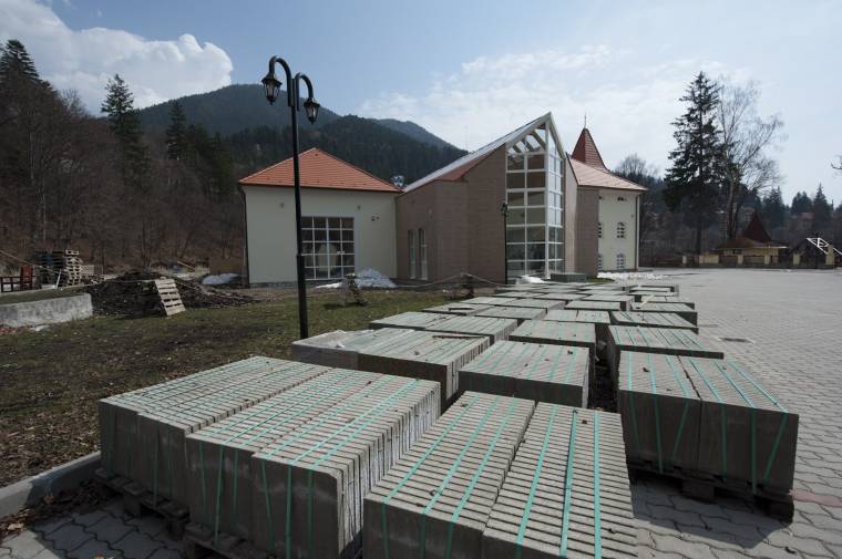 Próbaüzem előtt a tusnádfürdői élményfürdő