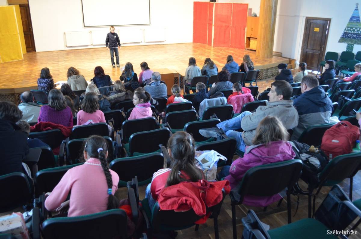 &bullet;  Fotó: Iochom Zsolt