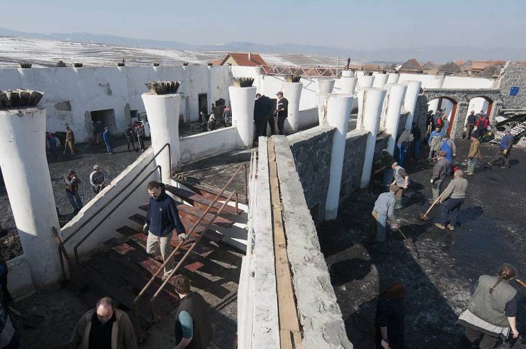 Csíkszeredai támogatás az újjáépítéshez