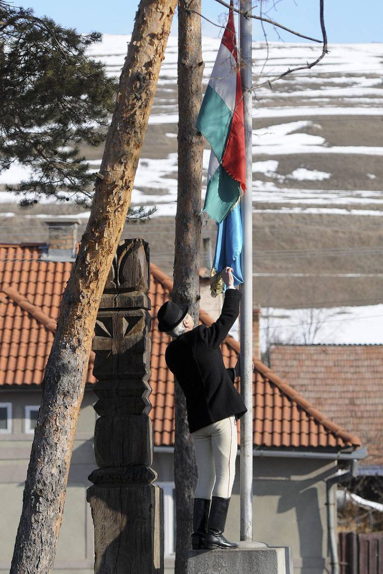 Az összefogásban rejlik a nemzet ereje