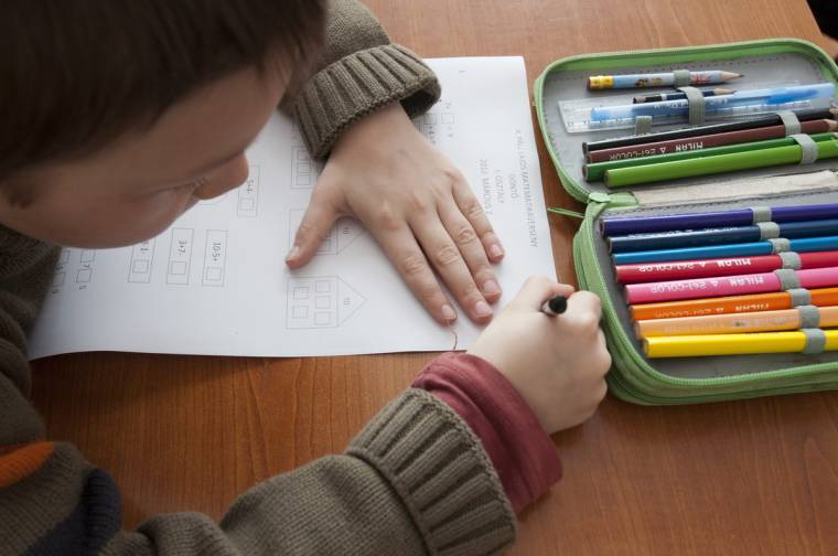 Matematikaverseny kisdiákoknak Csíkmadarason