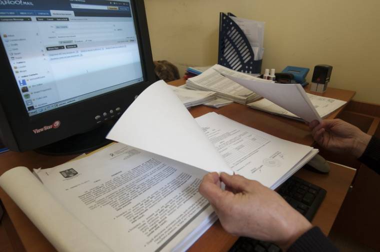 Adóhátrálék miatt megvonják a szociális juttatásokat