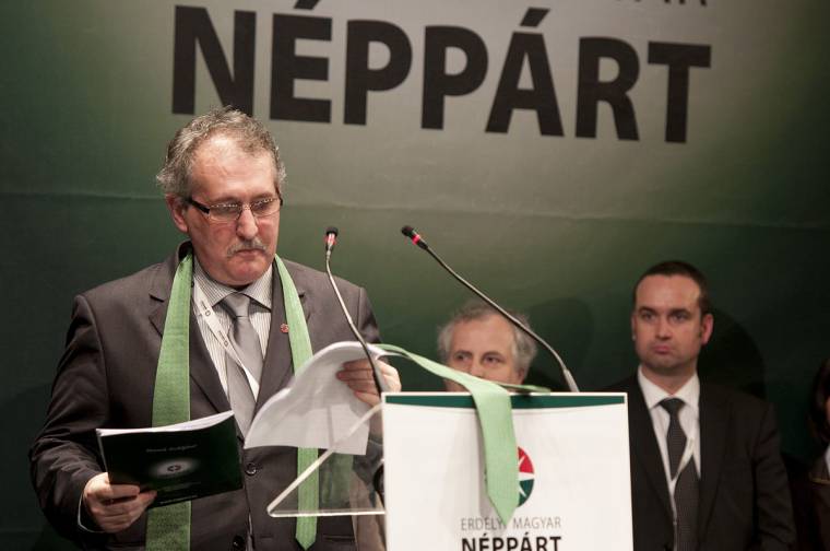 Toró: Kelemenék felszámolják a demokráciát