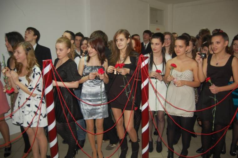 Maturandusz a Nagy István Művészeti Líceumban