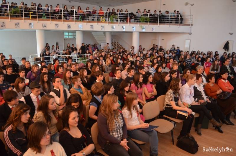 &bullet;  Fotó: Iochom Zsolt