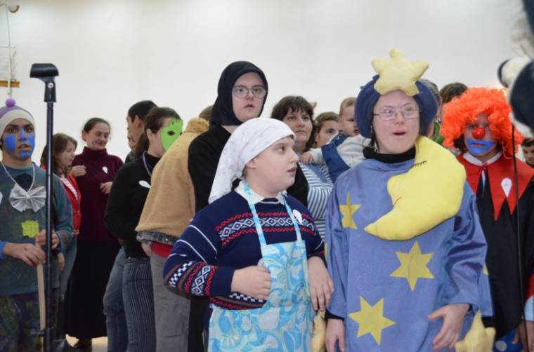 Őrangyal farsangi bál Csíkszeredában