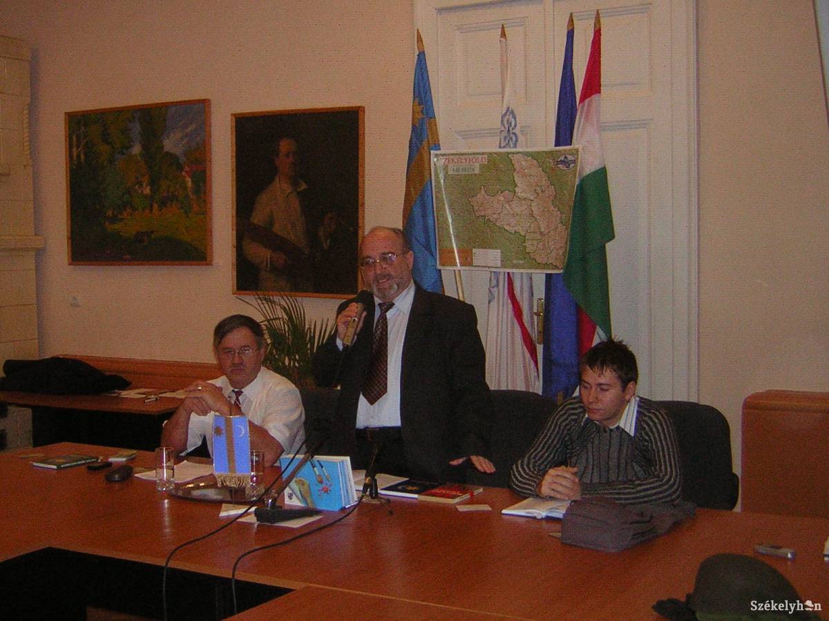 &bullet;  Fotó: Létai Tibor